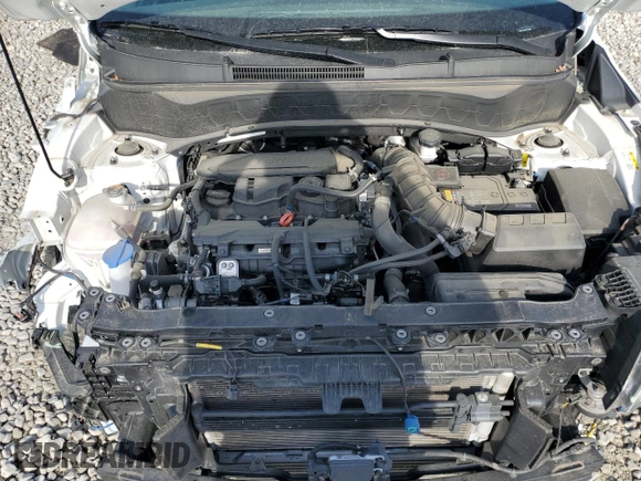 2024 Kia Seltos SX z VIN KNDETCA74R7475682, wystawiony jako Copart lot #50209985 z przebiegiem 34 847 mil mil oraz Szkoda całkowita • Salvage title. Historia ofert i sprzedaży dostępna na DreamBid. Obrazek 12.