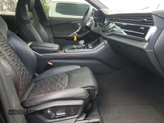 2023 Audi RS Q8 z VIN WU1ARBF15PD007165, wystawiony jako Copart lot #55671215 z przebiegiem 50 424 mil mil oraz Szkoda całkowita • Salvage title. Historia ofert i sprzedaży dostępna na DreamBid. Obrazek 7.