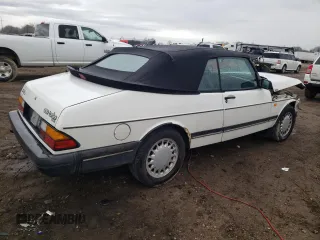 1988 Saab 900 z VIN YS3AT75L0J7015445, wystawiony jako Copart lot #77775074 z przebiegiem 225 073 mil mil oraz Szkoda całkowita • Salvage title. Historia ofert i sprzedaży dostępna na DreamBid. Obrazek 3.