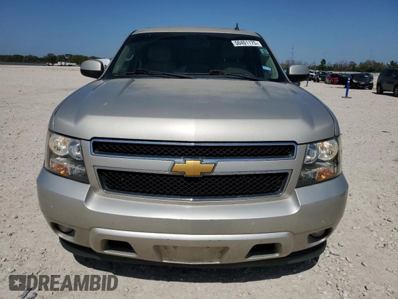 2014 Chevrolet Suburban LT with VIN 1GNSCJE09ER149368, listed as a Copart auction lot 50401175 with 207,607 mi miles and Salvage Title. Bid and sale history available at carsss.com. Image 5.