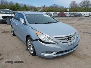 2012 Hyundai Sonata 2.4L Limited PZEV with VIN 5NPEC4AC2CH333580, listed as a IAAI auction lot 42024064 with 155,909 mi miles. Bid and sale history available at carsss.com. Image 6.
