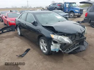 2012 Toyota Camry L with VIN 4T1BF1FK8CU145821, listed as a IAAI auction lot 42007078 with 77,607 mi miles. Bid and sale history available at carsss.com. Image 1.