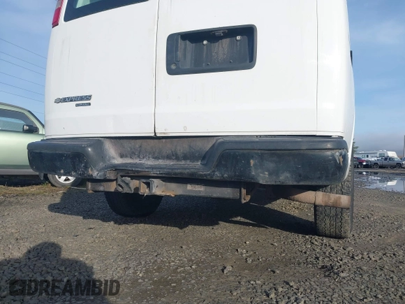 2014 Chevrolet Express Cargo Van with VIN 1GCWGFBA3E1122402, listed as a IAAI auction lot 41795180 with 1 mi miles. Bid and sale history available at carsss.com. Image 6.