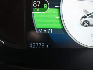 2019 Chevrolet Bolt EV Premier with VIN 1G1FZ6S09K4137605, listed as a IAAI auction lot 42258493 with 45,779 mi miles and . Bid and sale history available at DreamBid. Image 15.