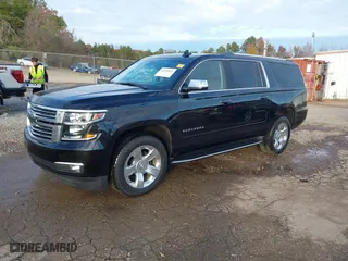 2020 Chevrolet Suburban Premier with VIN 1GNSCJKC0LR121728, listed as a IAAI auction lot 41105003 with 43,820 mi miles. Bid and sale history available at carsss.com. Image 17.