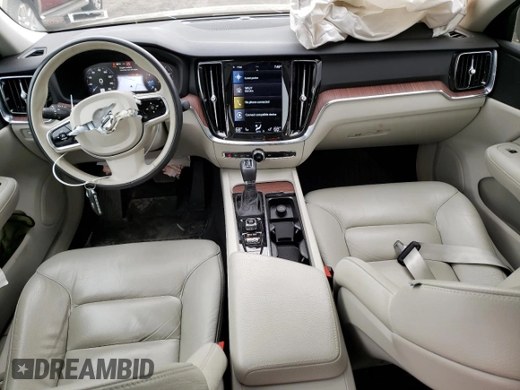 2021 Volvo S60 Momentum with VIN 7JR102FK3MG094687, listed as a Copart auction lot 48361733 with 17,920 mi miles. Bid and sale history available at carsss.com. Image 8.