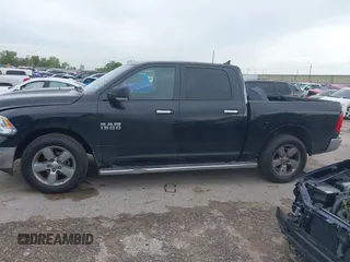 2015 Ram 1500 Lone Star z VIN 1C6RR6LG6FS676868, wystawiony jako IAAI lot #41903806 z przebiegiem 153 436 mil mil oraz . Historia ofert i sprzedaży dostępna na DreamBid. Obrazek 14.