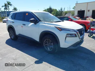 2023 Nissan Rogue S z VIN 5N1BT3AB5PC909566, wystawiony jako IAAI lot #41706350 z przebiegiem 28 981 mil mil oraz . Historia ofert i sprzedaży dostępna na DreamBid. Obrazek 1.