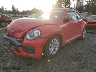 2019 Volkswagen Beetle S with VIN 3VWFD7AT6KM709660, listed as a Copart auction lot 85686754 with 0 mi miles and Salvage Title. Bid and sale history available at carsss.com. Image 1.
