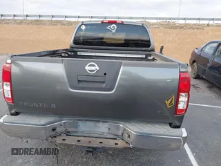 2007 Nissan Frontier SE z VIN 1N6AD09U67C411083, wystawiony jako IAAI lot #41691251 z przebiegiem 186 495 mil mil oraz . Historia ofert i sprzedaży dostępna na DreamBid. Obrazek 16.