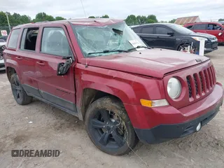 2015 Jeep Patriot Sport with VIN 1C4NJRBB3FD217551, listed as a IAAI auction lot 42503723 with 152,862 mi miles and . Bid and sale history available at DreamBid. Image 1.