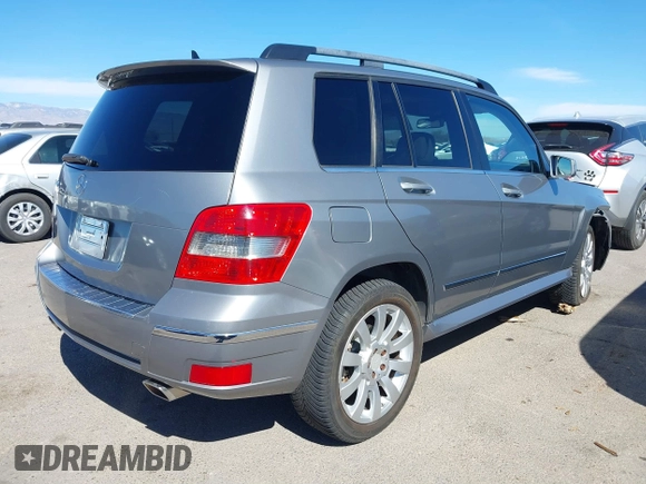 2010 Mercedes-Benz GLK 350 with VIN WDCGG5GB2AF467122, listed as a IAAI auction lot 41645425 with 167,220 mi miles and . Bid and sale history available at DreamBid. Image 4.