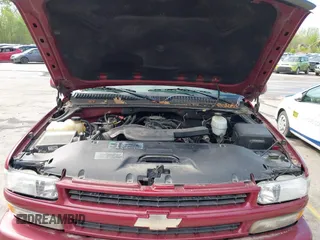 2005 Chevrolet Tahoe LT с VIN 1GNEK13T05R236749, выставлен на аукционе IAAI как лот 42070371 с пробегом 215 428 миль миль и . История ставок и продаж доступна на DreamBid. Изображение 10.