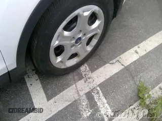 2018 Ford Escape S с VIN 1FMCU0F75JUD51773, выставлен на аукционе IAAI как лот 42619747 с пробегом 81 486 миль миль и . История ставок и продаж доступна на DreamBid. Изображение 1.