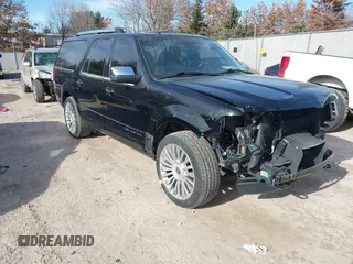 2017 Lincoln Navigator Reserve z VIN 5LMJJ3LT6HEL11156, wystawiony jako IAAI lot #41466279 z przebiegiem 135 102 mil mil oraz . Historia ofert i sprzedaży dostępna na DreamBid. Obrazek 1.