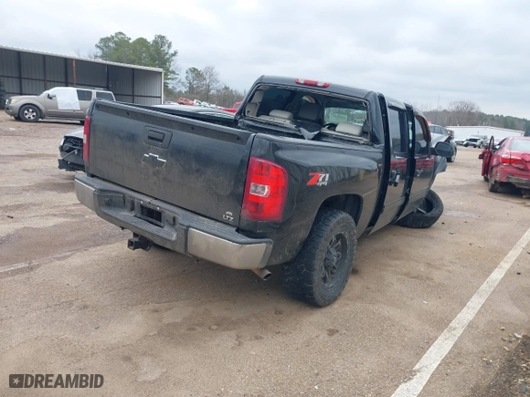 2009 Chevrolet Silverado 1500 LTZ with VIN 3GCEK33M39G107617, listed as a IAAI auction lot 41549167 with 270,005 mi miles. Bid and sale history available at carsss.com. Image 4.