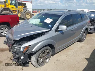 2017 Dodge Journey Crossroad Plus z VIN 3C4PDCGB7HT617499, wystawiony jako IAAI lot #42531173 z przebiegiem 176 182 mil mil oraz . Historia ofert i sprzedaży dostępna na DreamBid. Obrazek 17.