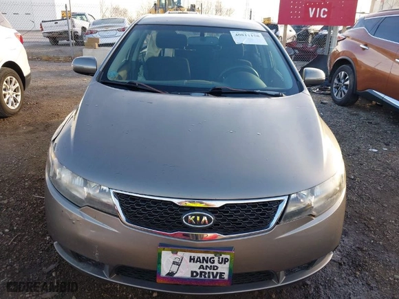 2011 Kia Forte 5-Door EX with VIN KNAFU5A28B5402122, listed as a IAAI auction lot 40811158 with 66,474 mi miles. Bid and sale history available at carsss.com. Image 12.