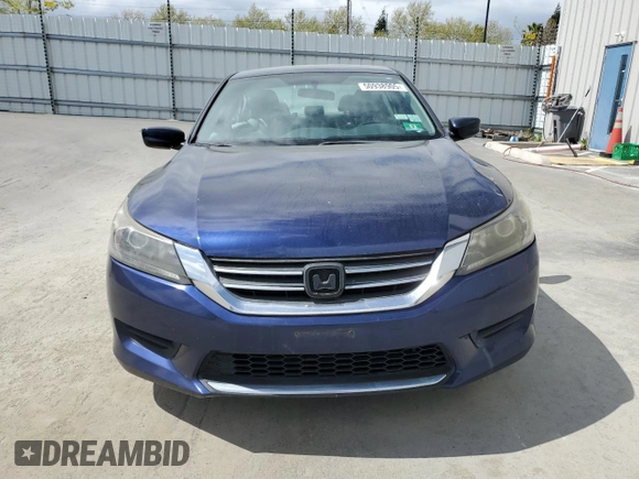 2013 Honda Accord LX z VIN 1HGCR2F33DA183606, wystawiony jako Copart lot #50938905 z przebiegiem 314 379 mil mil oraz Szkoda całkowita • Salvage title. Historia ofert i sprzedaży dostępna na DreamBid. Obrazek 5.