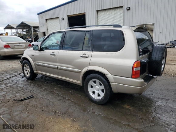 2002 Suzuki XL-7 Touring with VIN JS3TY92V524101048, listed as a Copart auction lot 77658264 with 226,279 mi miles and Salvage Title. Bid and sale history available at carsss.com. Image 2.