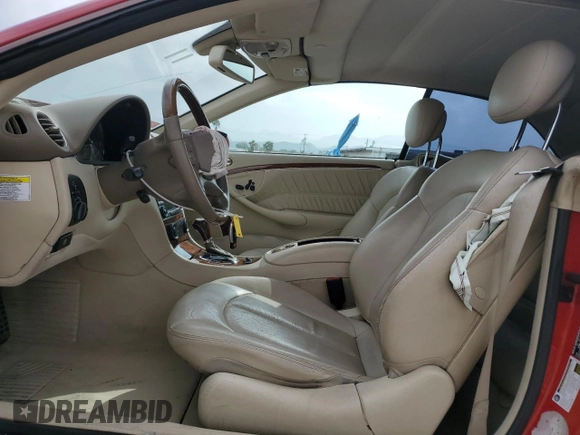 2007 Mercedes-Benz CLK 350 z VIN WDBTK56F07F215254, wystawiony jako Copart lot #58796725 z przebiegiem 191 246 mil mil oraz Szkoda całkowita • Salvage title. Historia ofert i sprzedaży dostępna na DreamBid. Obrazek 7.
