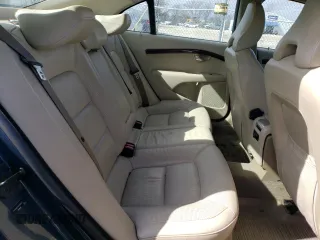 2007 Volvo S80 V8 with VIN YV1AH852X71026271, listed as a Copart auction lot 46933095 with 161,484 mi miles and Salvage Title. Bid and sale history available at carsss.com. Image 10.