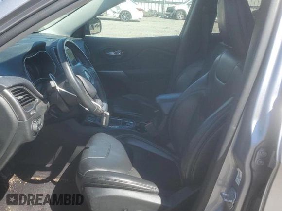 2019 Jeep Cherokee Latitude Plus with VIN 1C4PJLLB5KD171753, listed as a Copart auction lot 58045515 with 90,022 mi miles and Salvage title. Bid and sale history available at DreamBid. Image 7.