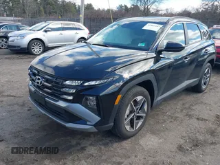 2025 Hyundai Tucson SEL with VIN 3KMJBCDE1SE002692, listed as a IAAI auction lot 41882287 with 5,774 mi miles and . Bid and sale history available at carsss.com. Image 17.