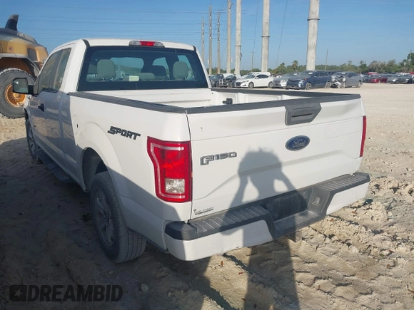 2015 Ford F-150 XL with VIN 1FTEX1CP9FFC31176, listed as a IAAI auction lot 41949354 with 130,118 mi miles. Bid and sale history available at carsss.com. Image 3.