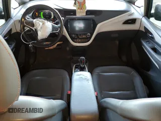 2018 Chevrolet Bolt EV Premier z VIN 1G1FX6S03J4114826, wystawiony jako Copart lot #57649515 z przebiegiem 136 670 mil mil oraz Szkoda całkowita • Salvage title. Historia ofert i sprzedaży dostępna na DreamBid. Obrazek 8.