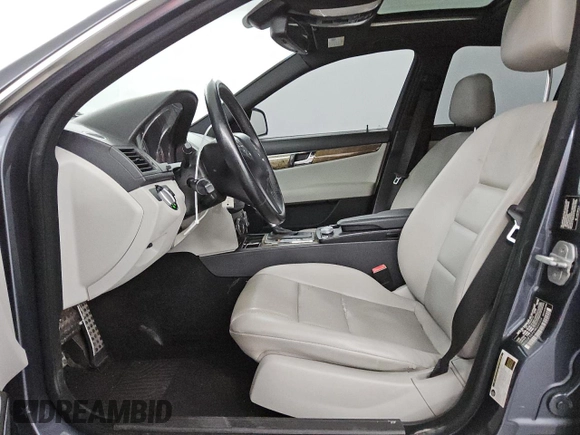 2009 Mercedes-Benz C 350 Sport с VIN WDDGF56X69R059504, выставлен на аукционе Copart как лот 62753415 с пробегом 180 759 миль миль и Чистый • Clean title. История ставок и продаж доступна на DreamBid. Изображение 7.