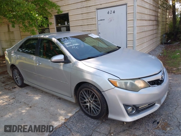 2012 Toyota Camry L with VIN 4T1BF1FK3CU087665, listed as a IAAI auction lot 41996675 with 220,465 mi miles. Bid and sale history available at carsss.com. Image 14.