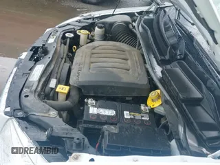 2020 Dodge Grand Caravan SE with VIN 2C4RDGBG5LR242825, listed as a IAAI auction lot 42086451 with 123,023 mi miles and . Bid and sale history available at DreamBid. Image 20.