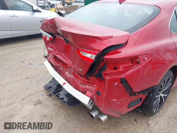 2020 Toyota Camry SE with VIN 4T1G11AK5LU400887, listed as a IAAI auction lot 41723723 with 93,443 mi miles. Bid and sale history available at carsss.com. Image 19.