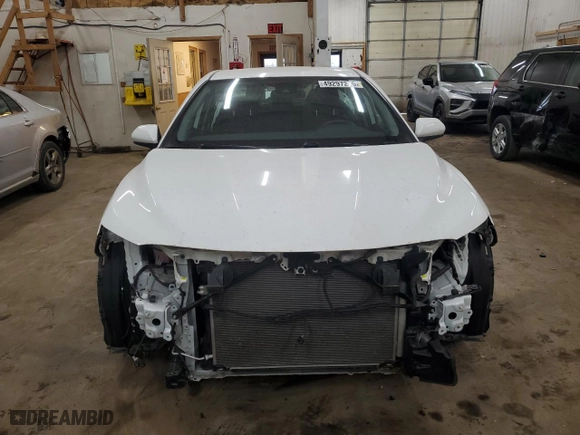 2020 Toyota Camry LE with VIN 4T1C11AK3LU368682, listed as a Copart auction lot 49297275 with 55,223 mi miles and Salvage Title. Bid and sale history available at carsss.com. Image 5.