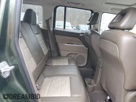 2008 Jeep Patriot Limited with VIN 1J8FT48W28D623151, listed as a Copart auction lot 44363375 with 218,930 mi miles and Salvage Title. Bid and sale history available at DreamBid. Image 11.
