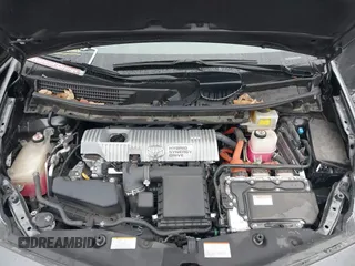 2017 Toyota Prius v Two with VIN JTDZN3EU6HJ069884, listed as a IAAI auction lot 41493416 with 37,716 mi miles. Bid and sale history available at carsss.com. Image 10.