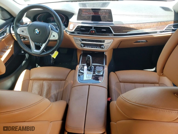 2020 BMW 7 Series 740i xDrive with VIN WBA7T4C0XLCD13522, listed as a Copart auction lot 60143464 with 19,454 mi miles and Salvage Title. Bid and sale history available at carsss.com. Image 8.