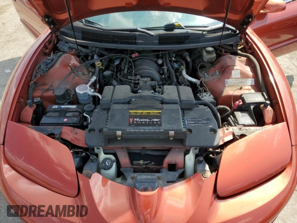 2002 Pontiac Firebird Formula с VIN 2G2FV22G822142457, выставлен на аукционе Copart как лот 68560164 с пробегом 134 506 миль миль и Списание • Salvage title. История ставок и продаж доступна на DreamBid. Изображение 11.