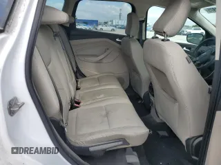 2019 Ford Escape SE z VIN 1FMCU0GD2KUB95892, wystawiony jako Copart lot #58071975 z przebiegiem Nie podano mil oraz Nie do naprawy • Non repairable. Historia ofert i sprzedaży dostępna na DreamBid. Obrazek 10.