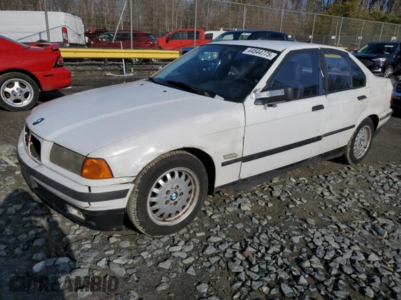 1995 BMW 3 Series 325i with VIN WBACB4328SFM07976, listed as a Copart auction lot 44544775 with 221,191 mi miles and Salvage Title. Bid and sale history available at carsss.com. Image 1.