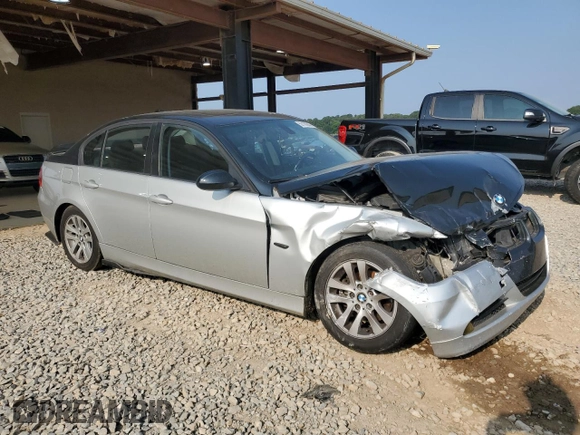 2007 BMW 3 Series 328i with VIN WBAVA33517PV63889, listed as a Copart auction lot 59160945 with 147,664 mi miles and Salvage title. Bid and sale history available at DreamBid. Image 4.