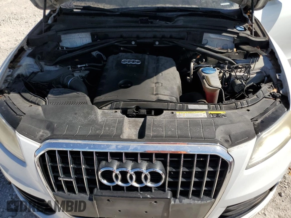 2014 Audi Q5 Premium z VIN WA1CFAFP2EA014791, wystawiony jako Copart lot #61251745 z przebiegiem 157 043 mil mil oraz Czysty tytuł • Clean title. Historia ofert i sprzedaży dostępna na DreamBid. Obrazek 12.