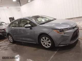 2022 Toyota Corolla LE with VIN JTDEPMAE7NJ205285, listed as a IAAI auction lot 41859952 with 17,322 mi miles. Bid and sale history available at carsss.com. Image 13.
