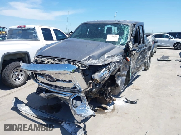 2014 Ford F-250 XL with VIN 1FT7W2BT0EEB23856, listed as a IAAI auction lot 42243239 with 190,479 mi miles and . Bid and sale history available at DreamBid. Image 17.