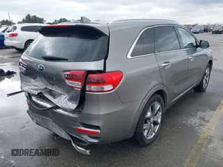 2017 Kia Sorento SXL z VIN 5XYPK4A50HG314022, wystawiony jako IAAI lot #41340327 z przebiegiem 97 130 mil mil oraz . Historia ofert i sprzedaży dostępna na DreamBid. Obrazek 4.