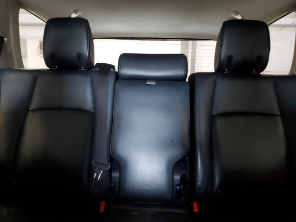 2013 Toyota 4Runner SR5 with VIN JTEZU5JR2D5054927, listed as a Copart auction lot 60018695 with 178,684 mi miles and Clean title. Bid and sale history available at DreamBid. Image 10.