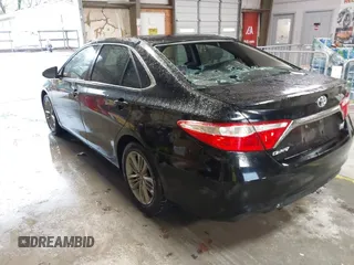 2017 Toyota Camry XLE z VIN 4T1BF1FK3HU438145, wystawiony jako IAAI lot #41928060 z przebiegiem 31 413 mil mil oraz . Historia ofert i sprzedaży dostępna na DreamBid. Obrazek 3.