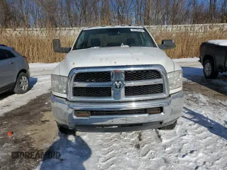 2018 Ram 2500 Tradesman with VIN 3C6MR5AJ3JG364025, listed as a Copart auction lot 42333365 with 48,052 mi miles and Salvage Title. Bid and sale history available at carsss.com. Image 5.