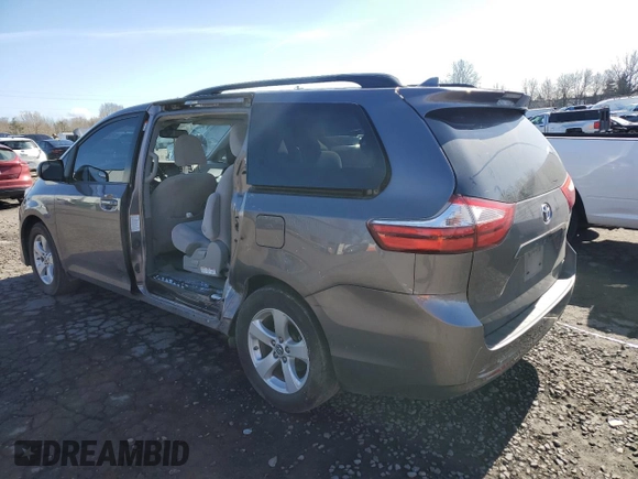 2019 Toyota Sienna LE Auto Access Seat with VIN 5TDKZ3DCXKS997321, listed as a Copart auction lot 47957045 with 127,598 mi miles and Salvage Title. Bid and sale history available at DreamBid. Image 2.